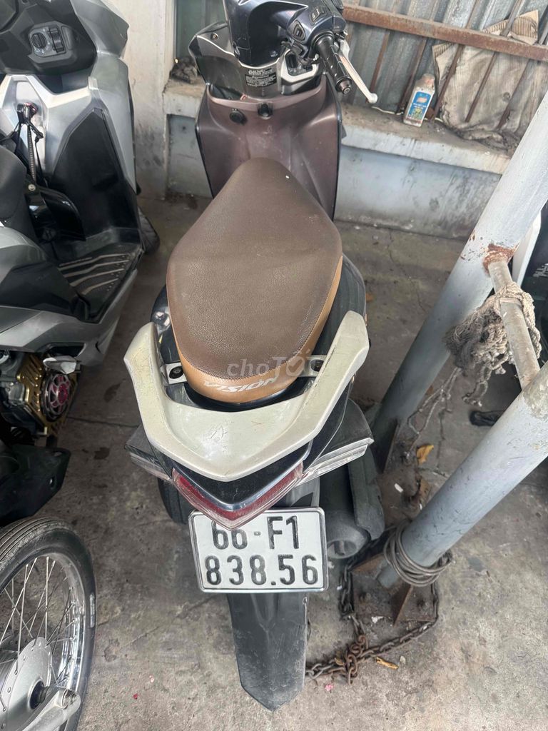 Honda Vision mẫu cũ 2020 khoá Smk. Mua bán Xe máy tại Huyện Hóc Môn Tp Hồ Chí Minh được đăng bởi Tuấn  hình 1