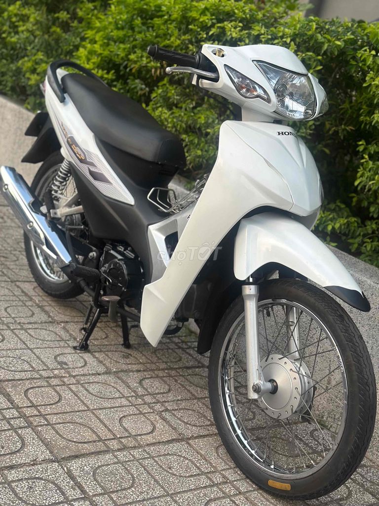 Honda Wave Alpha 110 2018 Trắng đen bạc zin nguyên. Mua bán Xe máy tại Thành phố Thủ Đức Tp Hồ Chí Minh được đăng bởi Xe Máy Sơn Thủ Đức hình 1