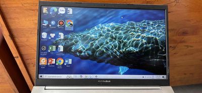 CẦN PASS LẠI LAPTOP ĐỂ NÂNG CẤP. Mua bán Laptop tại Quận 3 Tp Hồ Chí Minh được đăng bởi Suong Nguyen