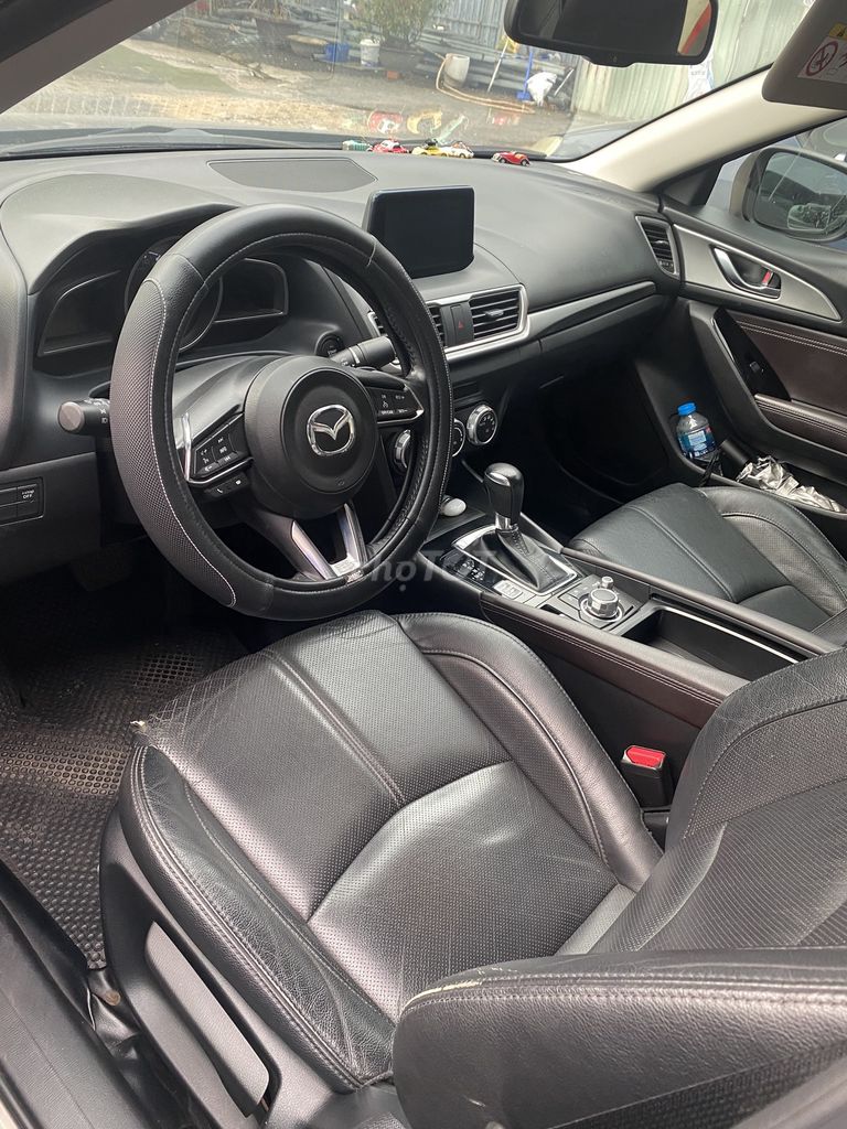Mazda 3 2017 1.5 AT - 50300 km. Mua bán Ô tô tại Quận 3 Tp Hồ Chí Minh được đăng bởi A Khanh hình 1