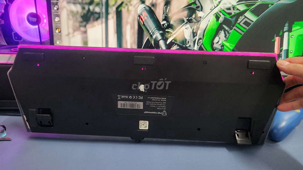 Bàn phím motospeed c99 switch quang học