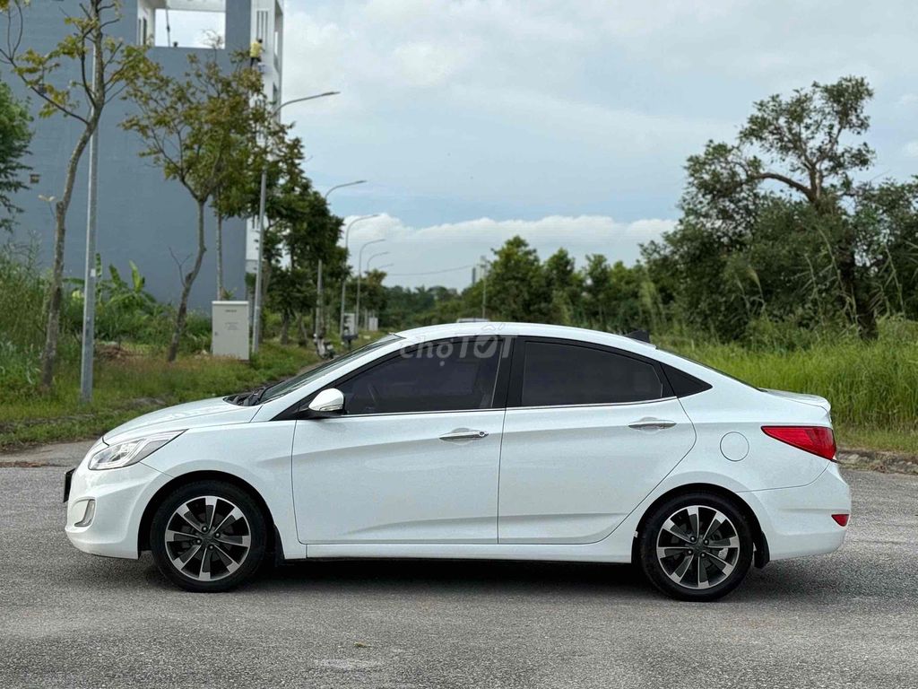 Hyundai Accent 2016 1.4 MT - 110000 km. Mua bán Ô tô tại Huyện Gia Lộc Hải Dương được đăng bởi Nhất Tín Ô Tô Hải Dương hình 3