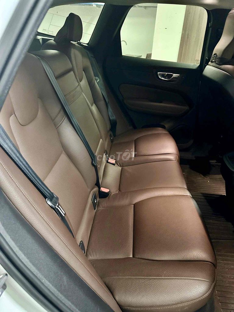 Volvo XC60 2020 T6 AWD Inscription - 65000 km. Mua bán Ô tô tại Huyện Bình Chánh Tp Hồ Chí Minh được đăng bởi Ben Nguyen hình 9