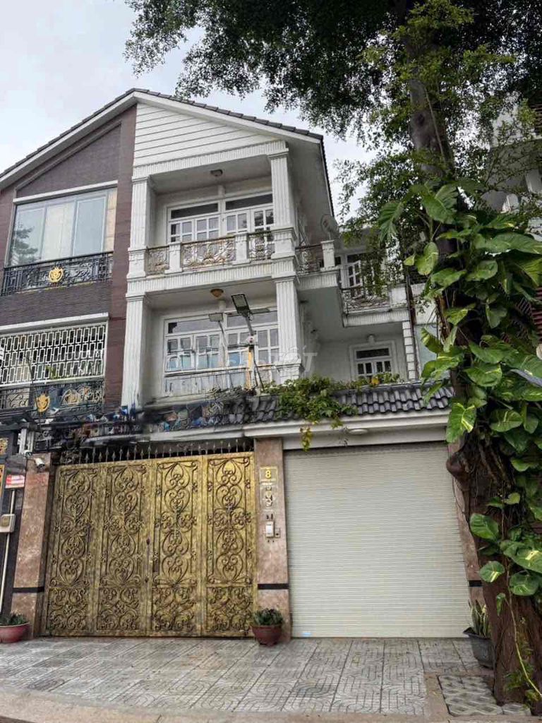 Аренда · 10 комн. · 140 м² · Quận Bình Tân, ул. Đường 4