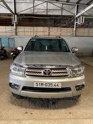 Toyota Fortuner 2009 2.7V - 118000 km. Mua bán Ô tô tại Quận 8 Tp Hồ Chí Minh được đăng bởi Văn Phát