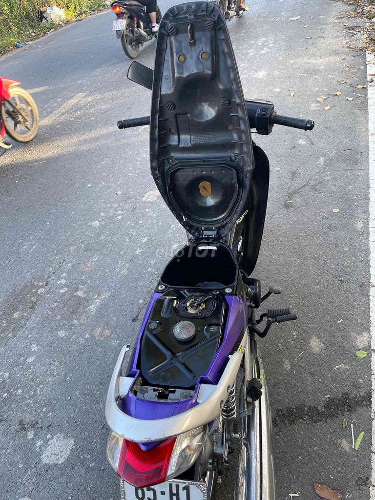 Honda Future 2 màu Tím biển 65. Mua bán Xe máy tại Quận Cái Răng Cần Thơ được đăng bởi Cầm Đồ Minh Tấn hình 12