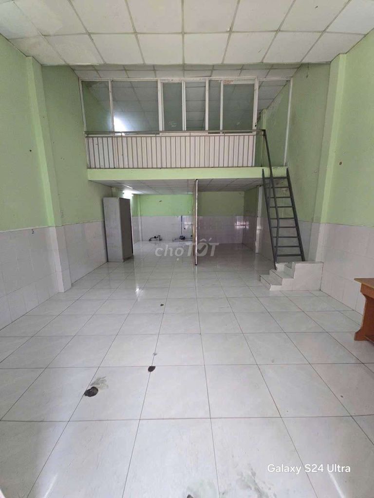 Аренда · 1 комн. · 60 м² · Quận Tân Phú, ул. Đường Lê Trọng Tấn
