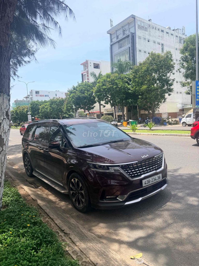 Kia Carnival Signature 2022 Бензин