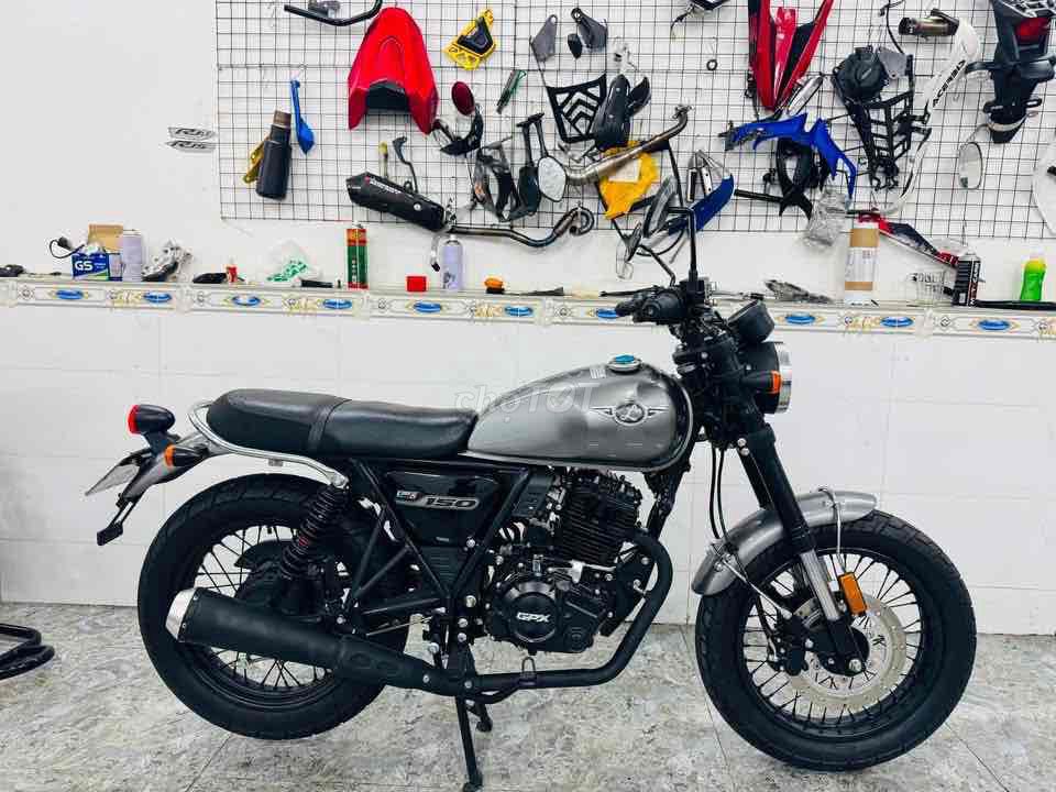 Мотоцикл GPX Legend 150 Fi Серый 1900км