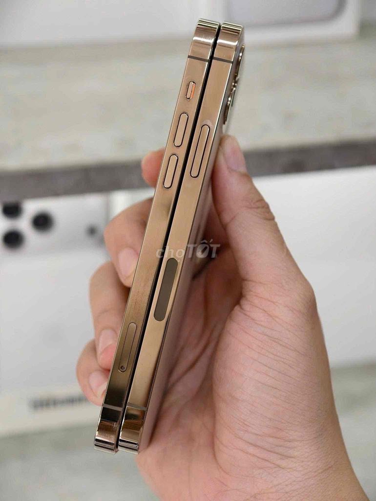 Apple iPhone 12 Pro 128GB Vàng 98%. Mua bán Điện thoại tại Quận 11 Tp Hồ Chí Minh được đăng bởi Nguyễn Trần Hoài Niệm hình 1
