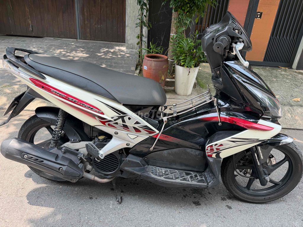 Honda Air Blade 2008 черно-бело-красный