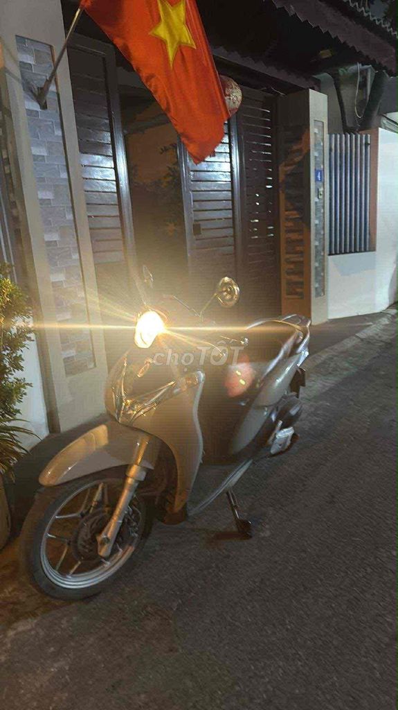 sh mode 2015 xi măng. Mua bán Xe máy tại Quận Long Biên Hà Nội được đăng bởi Đào mạnh trường hình 2
