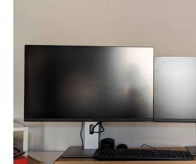 bán dell u2715 tràn viền 27"2k. Mua bán Phụ kiện (Màn hình, Chuột...) tại Quận Hải Châu Đà Nẵng được đăng bởi Tuấn Màn Hình PC