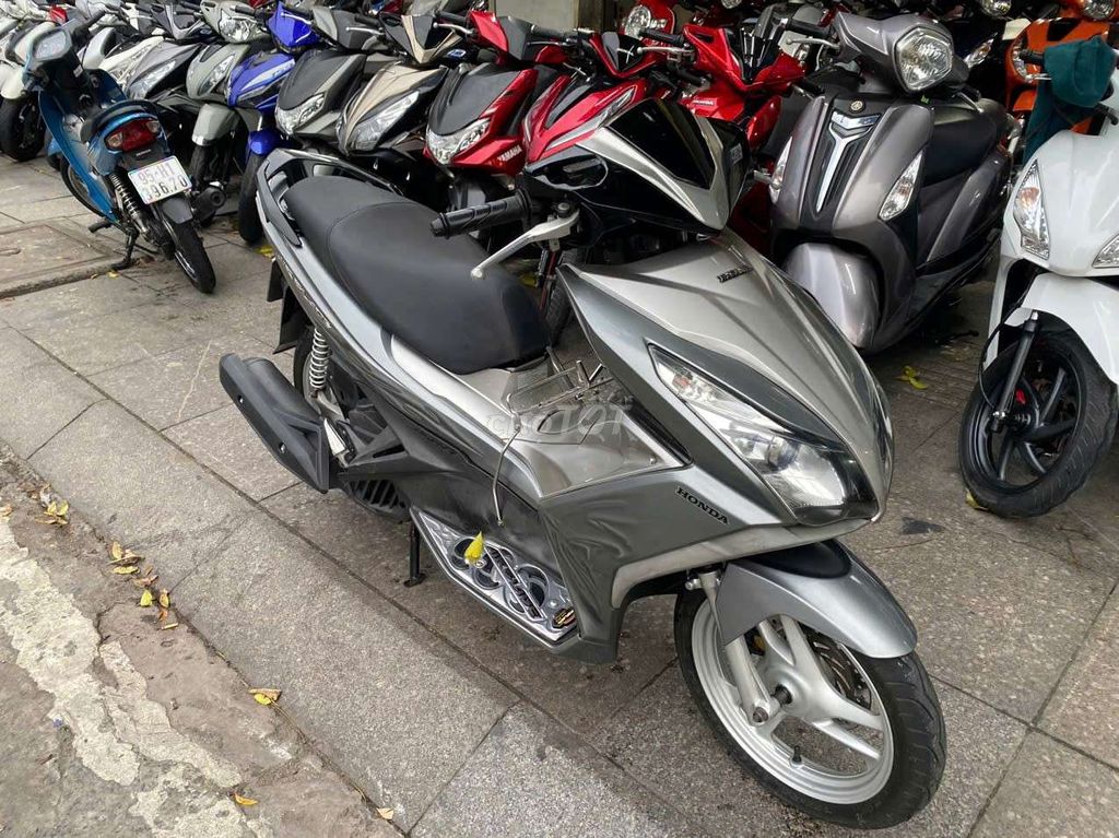 Honda Air Blade FI 2014 серебристый