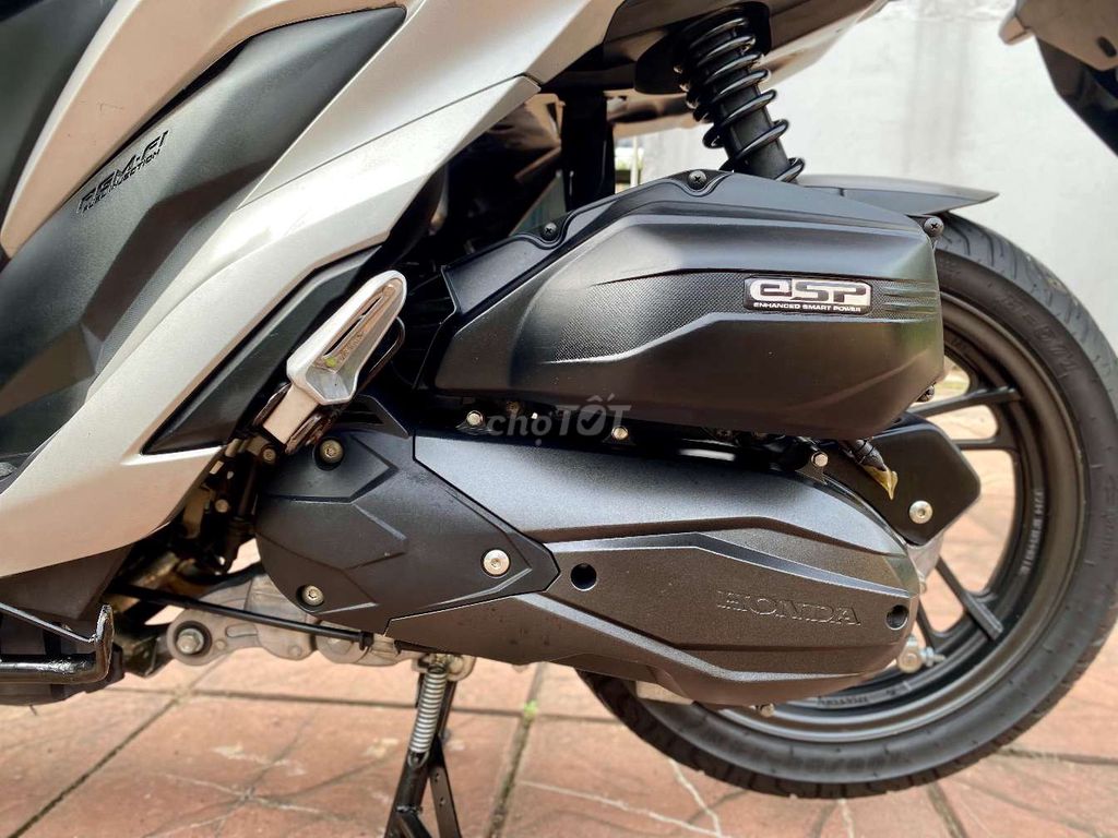 VARIO 150i 2018 nhập indo màu Bạc Nhám Máy Zin. Mua bán Xe máy tại Quận Ninh Kiều Cần Thơ được đăng bởi Xe Máy TÂN LIÊN HƯNG 1 91B hình 13