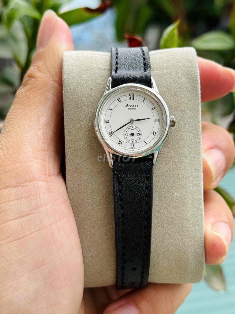 Đồng hồ Seiko Avenue Quartz Nữ la mã kim rốn. Mua bán Đồng hồ tại Quận Nam Từ Liêm Hà Nội được đăng bởi Thuận Nguyễn Tài hình 1