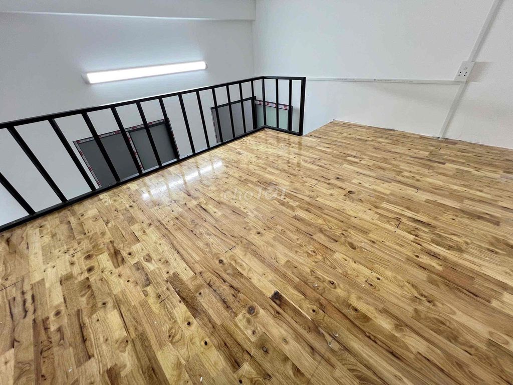 Комната с антресолью у моста Ле Ван Си, 3-й район