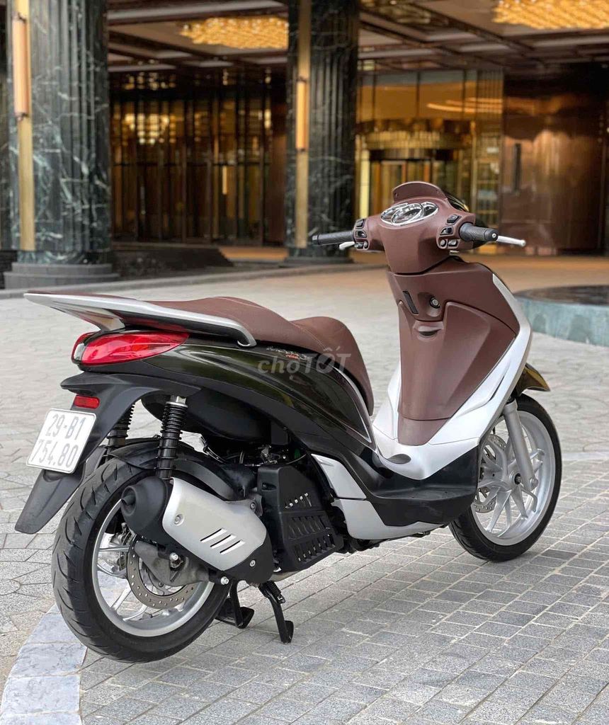 Piaggio Medley 125 ABS. Mua bán Xe máy tại Quận Cầu Giấy Hà Nội được đăng bởi Tuấn Việt Motor hình 6