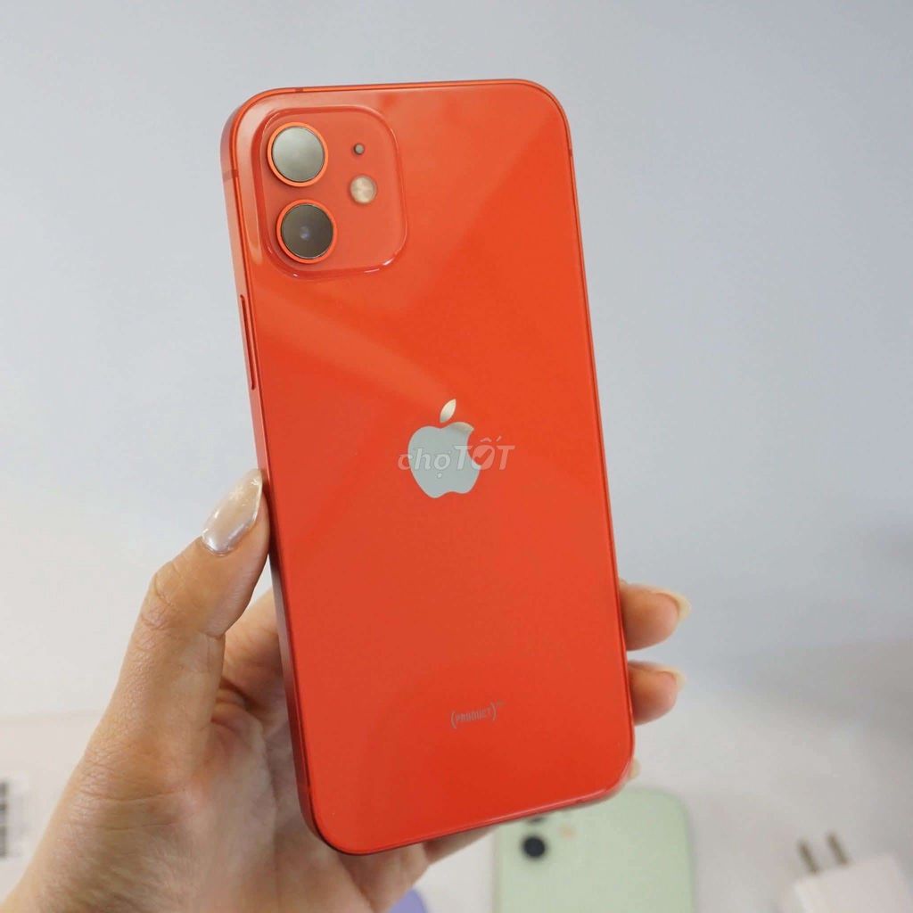 iPhone 12 Đỏ. Mua bán Điện thoại tại Quận Cẩm Lệ Đà Nẵng được đăng bởi Rita Beo hình 1