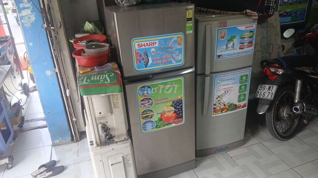 Tủ lạnh Sharp 220 lít. Mua bán Tủ lạnh tại Quận Bình Tân Tp Hồ Chí Minh được đăng bởi CỬA HÀNG ĐIỆN LẠNH BÌNH TÂN  hình 1