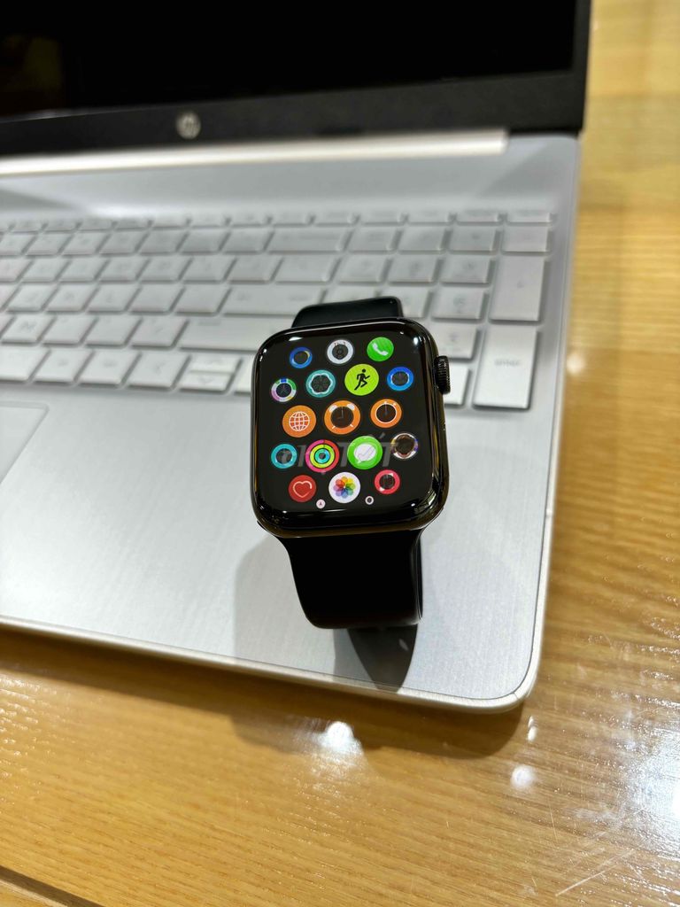 Apple Watch S5 44mm - Thép - Likenew - nguyên zin