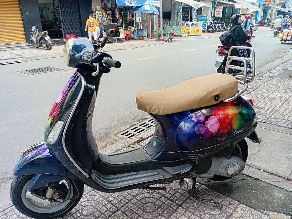 Vespa 3ie 125,có fi,xe nhập khẩu,đời2012,ký giấyok. Mua bán Xe máy tại Quận 3 Tp Hồ Chí Minh được đăng bởi Lữ Trung Hùng hình 3