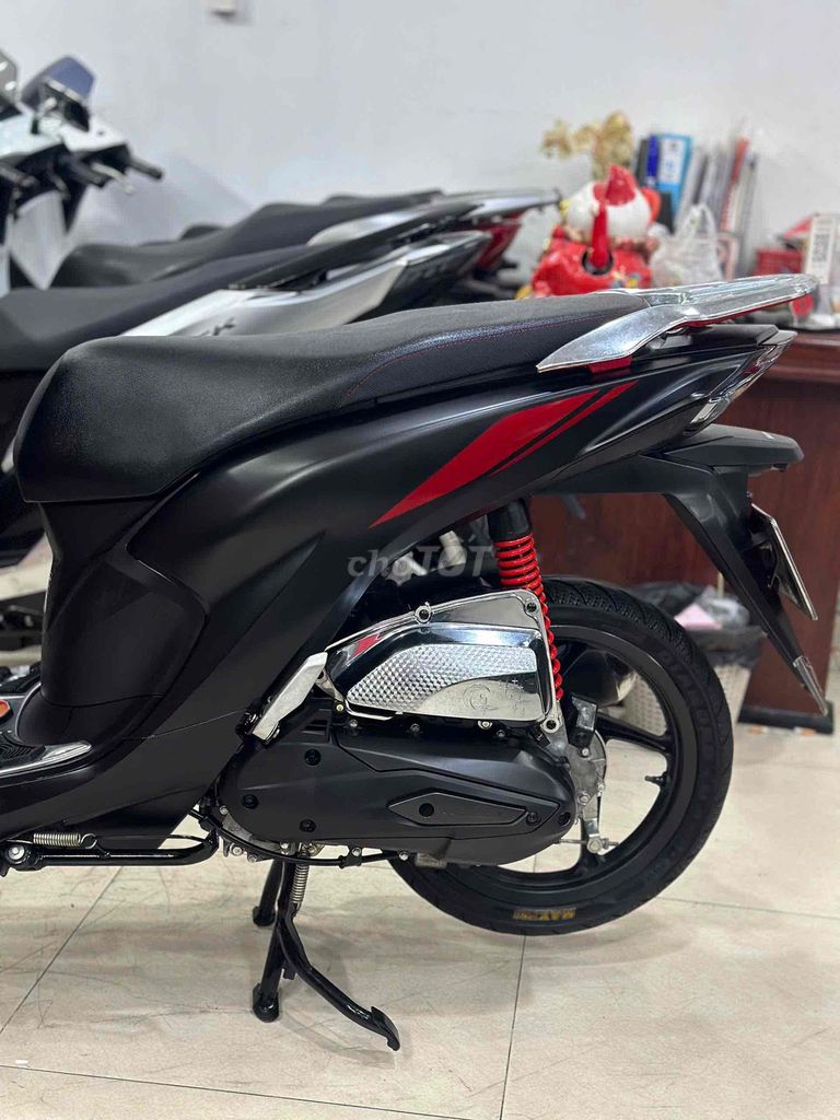 Honda Viosn 2022.Bánh Lớn.PBĐB.Khoá Makey.Xe đẹp. Mua bán Xe máy tại Quận 6 Tp Hồ Chí Minh được đăng bởi Cửa Hàng Xe Máy Hoà Bùi hình 4