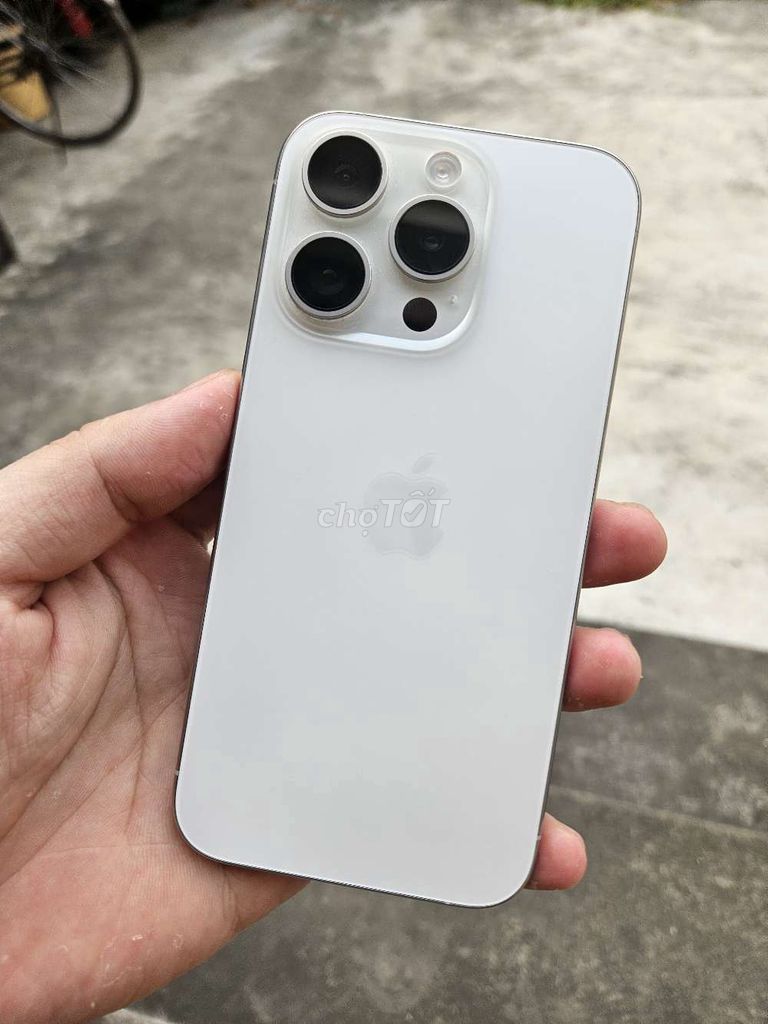 Apple iPhone 15 Pro 512GB Trắng Đã sử dụng. Mua bán Điện thoại tại Thành phố Hưng Yên Hưng Yên được đăng bởi Phúc Duy hình 1