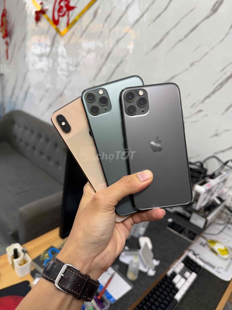 Apple iPhone 11 Pro 64GB Đen Quốc tế. Mua bán Điện thoại tại Thành phố Nha Trang Khánh Hòa được đăng bởi Nguyen Hung hình 1