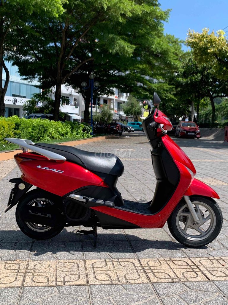 Свинец Honda 110 куб. см красный