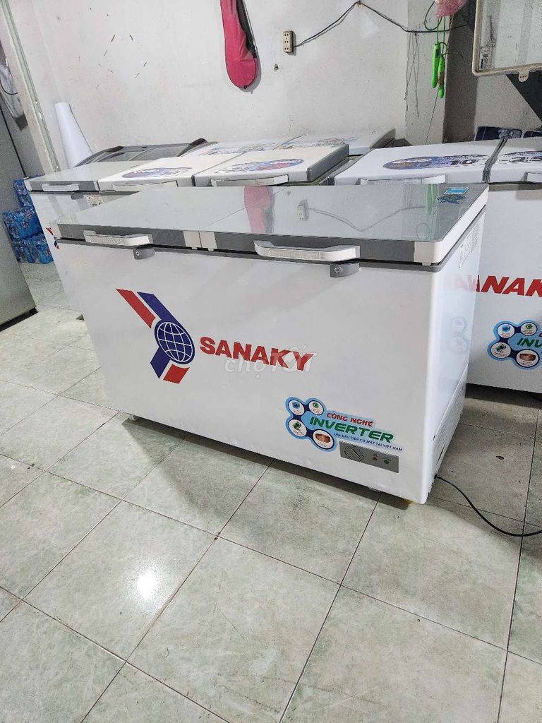 Bán tủ đông suốt Sanaky Inverter 400 lít mặt kính