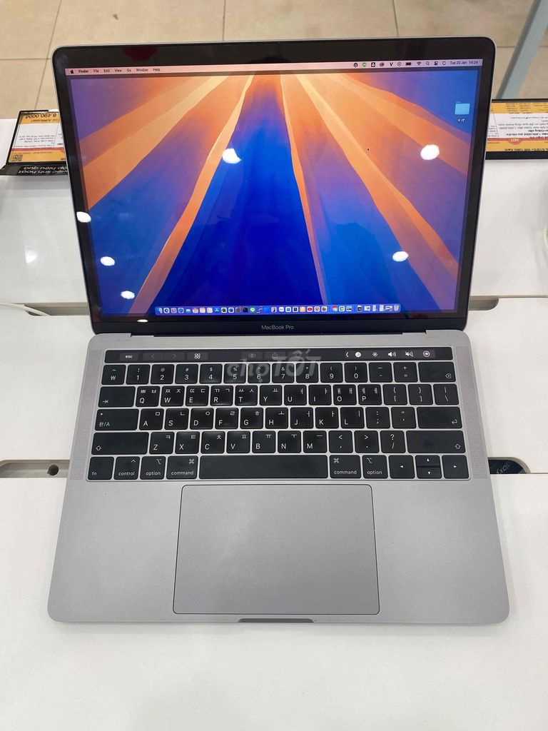 Apple Macbook Pro 2018 i5 16GB/256GB. Mua bán Laptop tại Thành phố Cao Lãnh Đồng Tháp được đăng bởi Vi tính Huỳnh Phụng hình 1