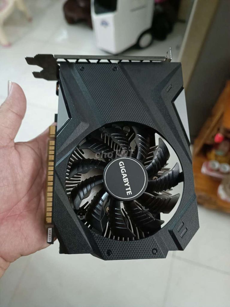 Vga GTX 1650 4G/D5 Giga. Hàng zin full sạch đẹp