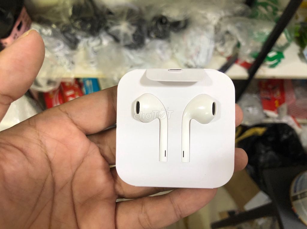 Tai nghe Apple EarPods Lightning Trắng. Mua bán Tivi, Âm thanh tại Quận Bình Tân Tp Hồ Chí Minh được đăng bởi Do Trong Tai hình 1