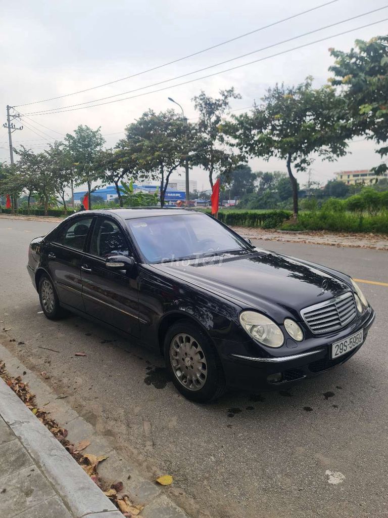 Mec E 240 cực chất. Nguyên bản toàn bộ. Mua bán Ô tô tại Quận Bắc Từ Liêm Hà Nội được đăng bởi Hải Đăng  hình 4