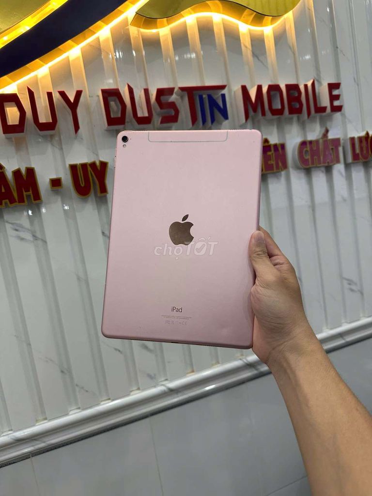 Ipad pro 9in7 256gb ,to mạnh 4 loa nghe phê,có góp