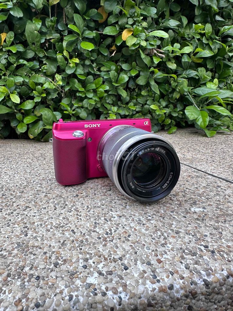 Máy Ảnh Sony NEX-F3 Màu Hồng + Lens 18-55mm OSS. Mua bán Máy ảnh, Máy quay tại Quận Tân Phú Tp Hồ Chí Minh được đăng bởi Nguyen Ka hình 1
