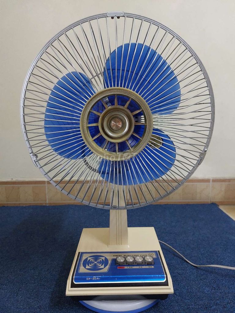 Quạt điện Nhật Bản đã qua sử dụng. Mua bán Quạt tại Quận Long Biên Hà Nội được đăng bởi Nguyễn hiếu hình 1