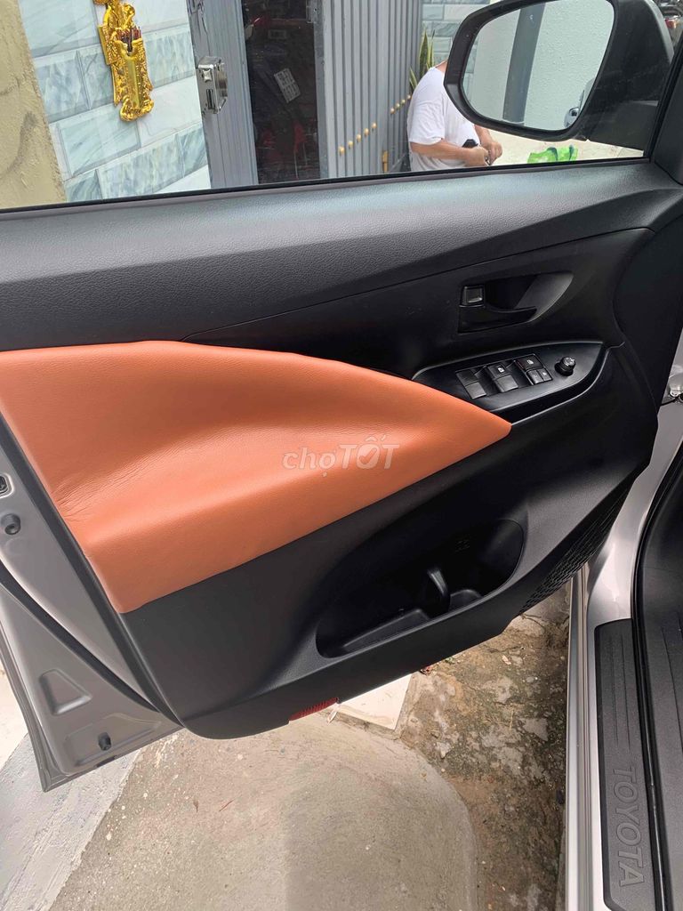 Toyota Innova 2019 2.0E Bạc. Mua bán Ô tô tại Quận 8 Tp Hồ Chí Minh được đăng bởi A Thao hình 7