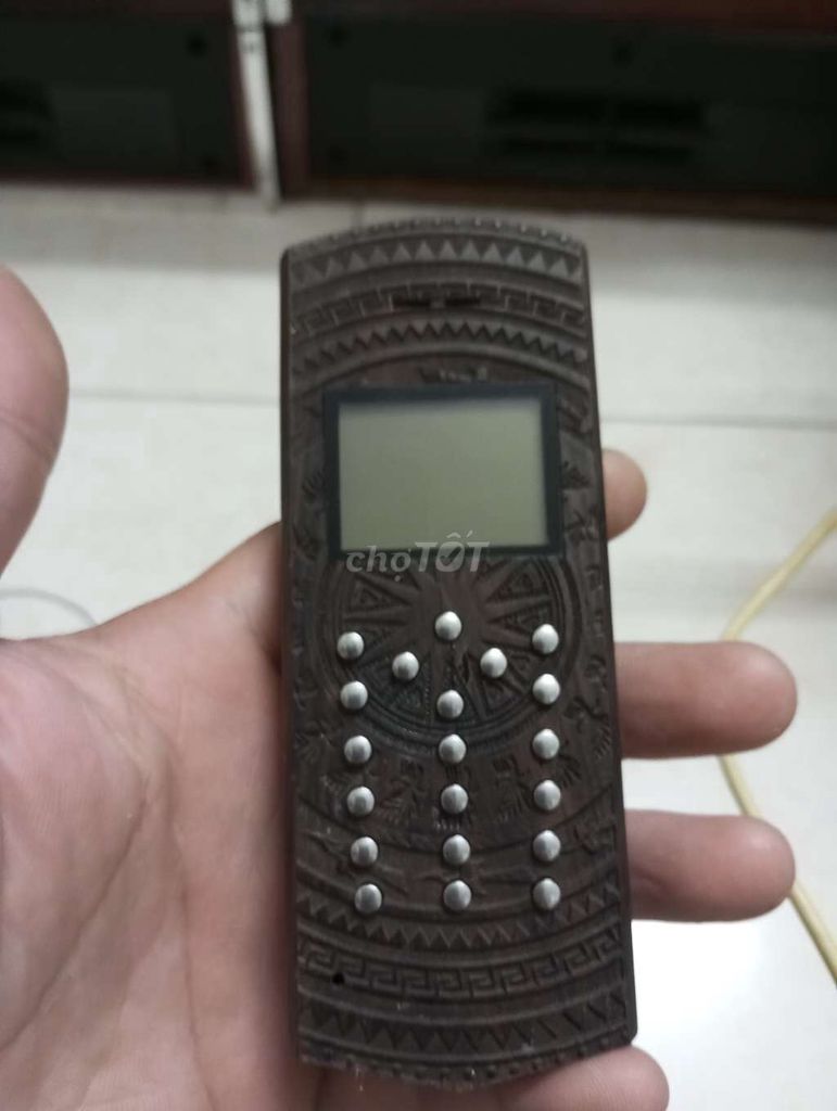 Điện thoại vỏ gỗ Nokia Nâu. Mua bán Điện thoại tại Quận Cầu Giấy Hà Nội được đăng bởi Đào Tùng Khánh hình 1