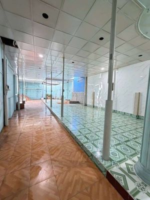 Аренда · 1 комн. · 300 м² · Quận Tân Bình, ул. Đường Phan Huy Ích