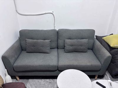 GHẾ SOFA 1m8 còn rất mới. Mua bán Bàn ghế tại Quận 1 Tp Hồ Chí Minh được đăng bởi  Nguyễn Hoàng
