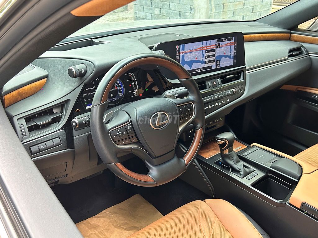 Lexus ES250 2022 - 28000km - 01 chủ giữ gìn, đi kỹ. Mua bán Ô tô tại Quận 8 Tp Hồ Chí Minh được đăng bởi Mr Can hình 7