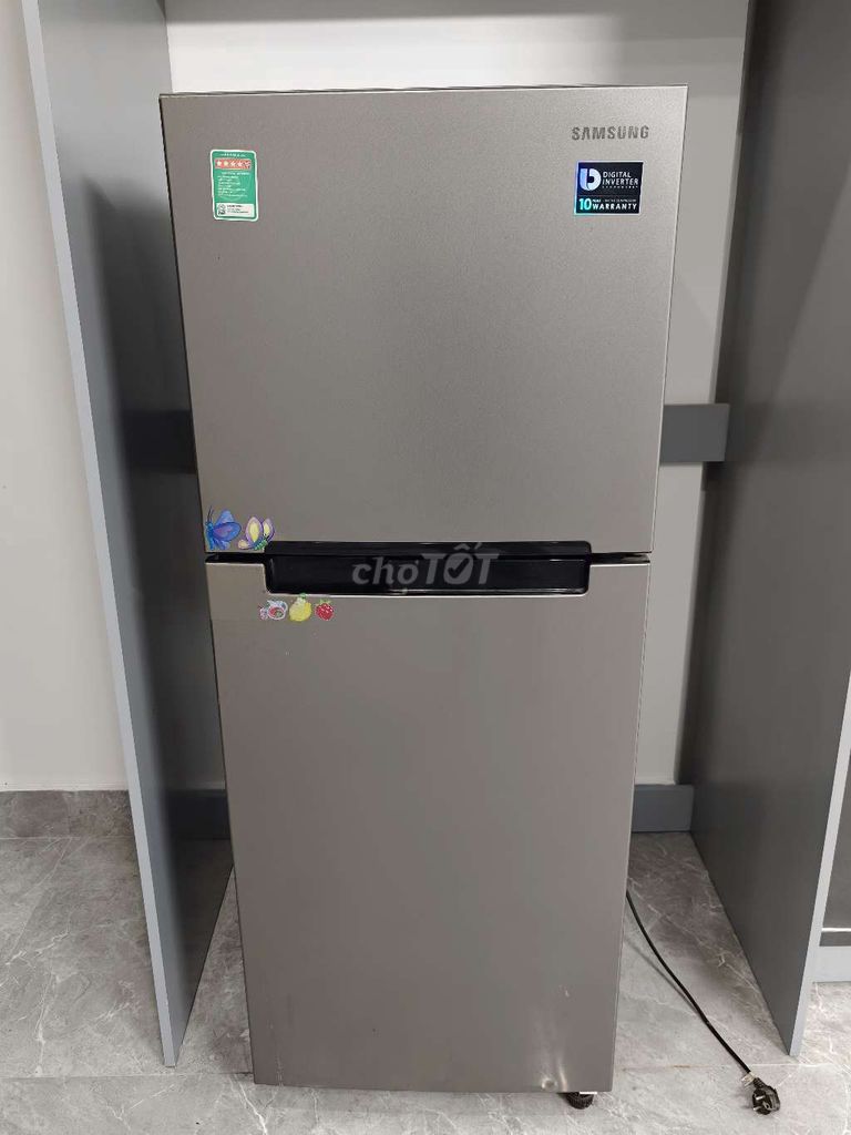Tủ lạnh Samsung 250L Xám. Mua bán Tủ lạnh tại Quận Hải An Hải Phòng được đăng bởi Hùng hình 1