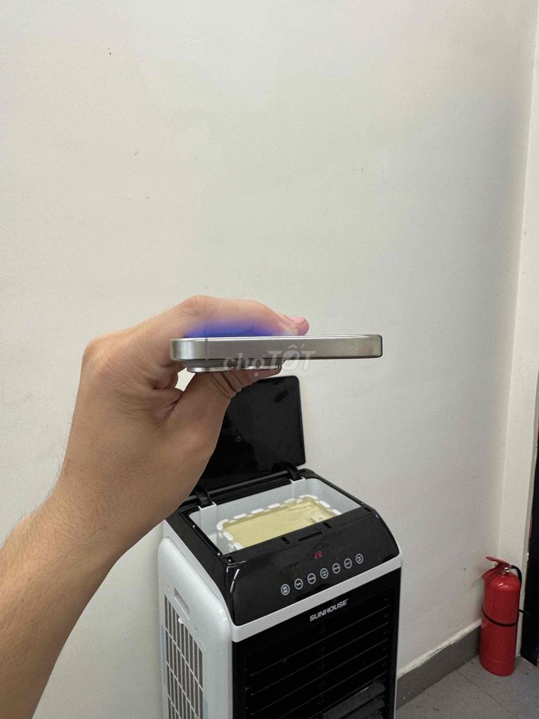 iPhone 16 Pro Max VNA 256GB Tự nhiên. Mua bán Điện thoại tại Quận Thanh Xuân Hà Nội được đăng bởi Cường Nguyễn hình 1