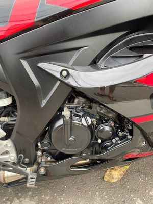Suzuki GSX-R150 2019 Đen đỏ phanh abs ,  4196 km. Mua bán Xe máy tại Quận 12 Tp Hồ Chí Minh được đăng bởi vũ minh dũng 