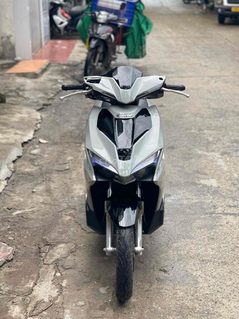 Honda Air Blade 125 серый 2018