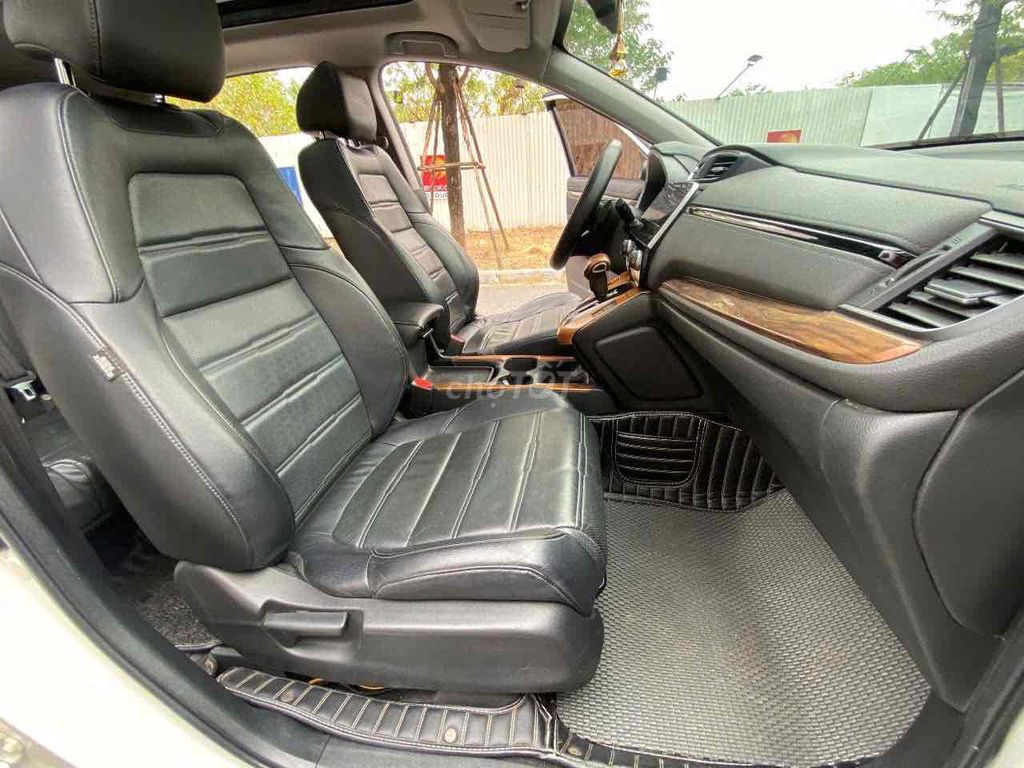 Honda CR V 2018 L đk 2019 1.5 tubo - 70000 km. Mua bán Ô tô tại Quận Thanh Xuân Hà Nội được đăng bởi Cường trần hình 9