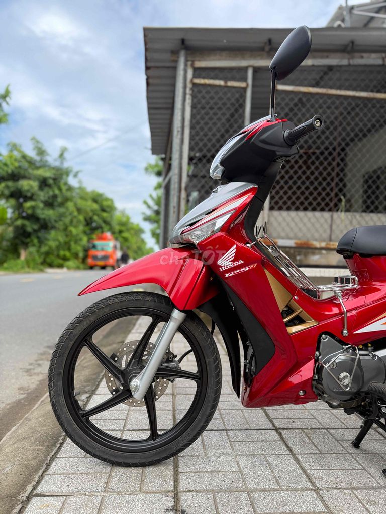 🌈 FUTURE X Fi HSCT XE CỨNG CÁP MÁY ÊM NGON💥CÓ GÓP💥. Mua bán Xe máy tại Thành phố Sóc Trăng Sóc Trăng được đăng bởi Mạnh Huỳnh hình 6