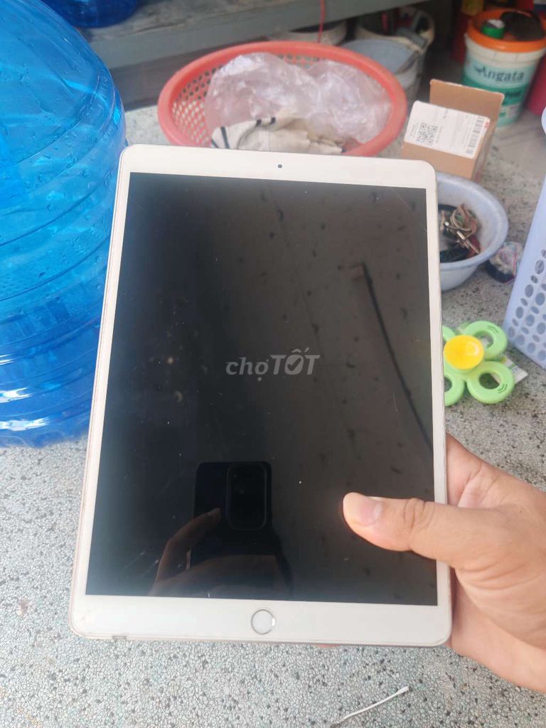 Apple iPad Air 3 64GB Bạc. Mua bán Máy tính bảng tại Quận Ninh Kiều Cần Thơ được đăng bởi Minh Hiếu hình 1